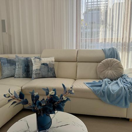 Blue Seaside Apartment Gdansk Bagian luar foto